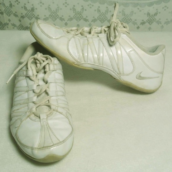 nike cheer flash